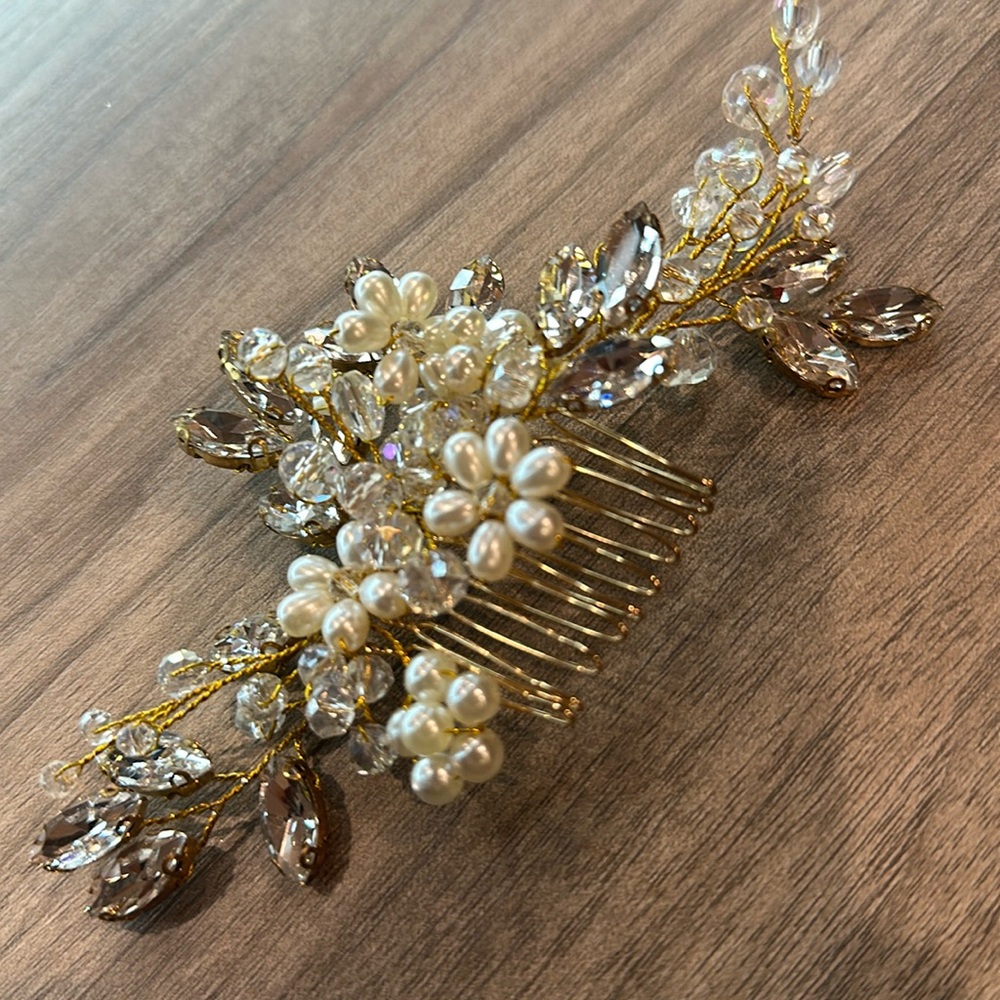 Women’s Floral Special Occasion Hair Comb